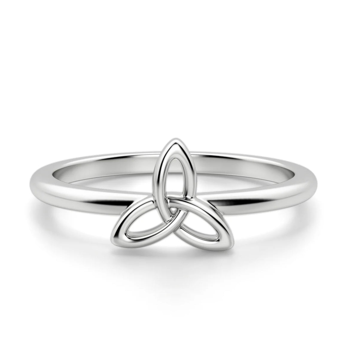 Trinity Knot Sterling Silver petite Ring.