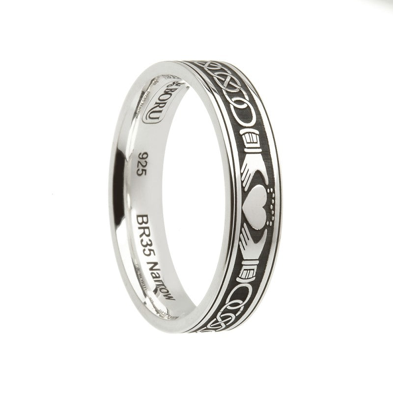 Claddagh Celtic Knot Etched Wedding Band - Narrow